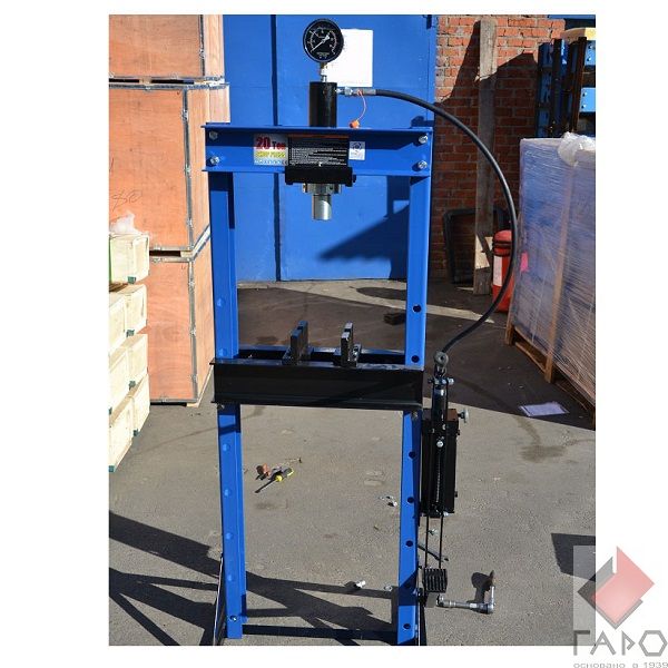 Пресс гидравлический ручной/ножной с подвижным штоком на 20 тонн 0500F-3